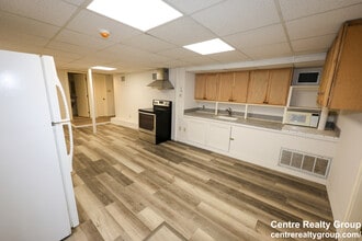 Building Photo - 1026 Chestnut St