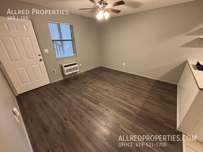Building Photo - 1390 W Wedington Dr