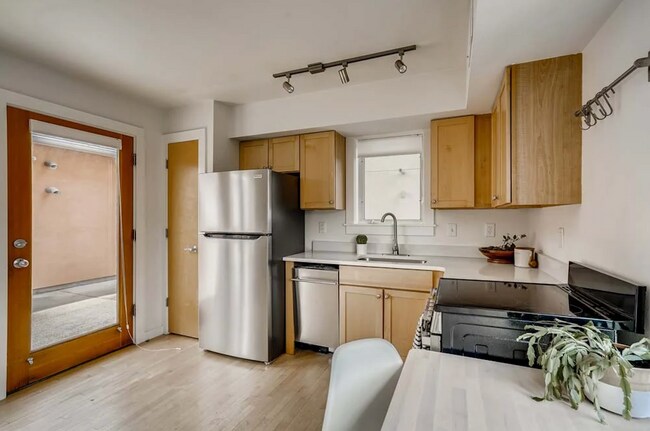 Foto del edificio - 3205 Carbon Plz