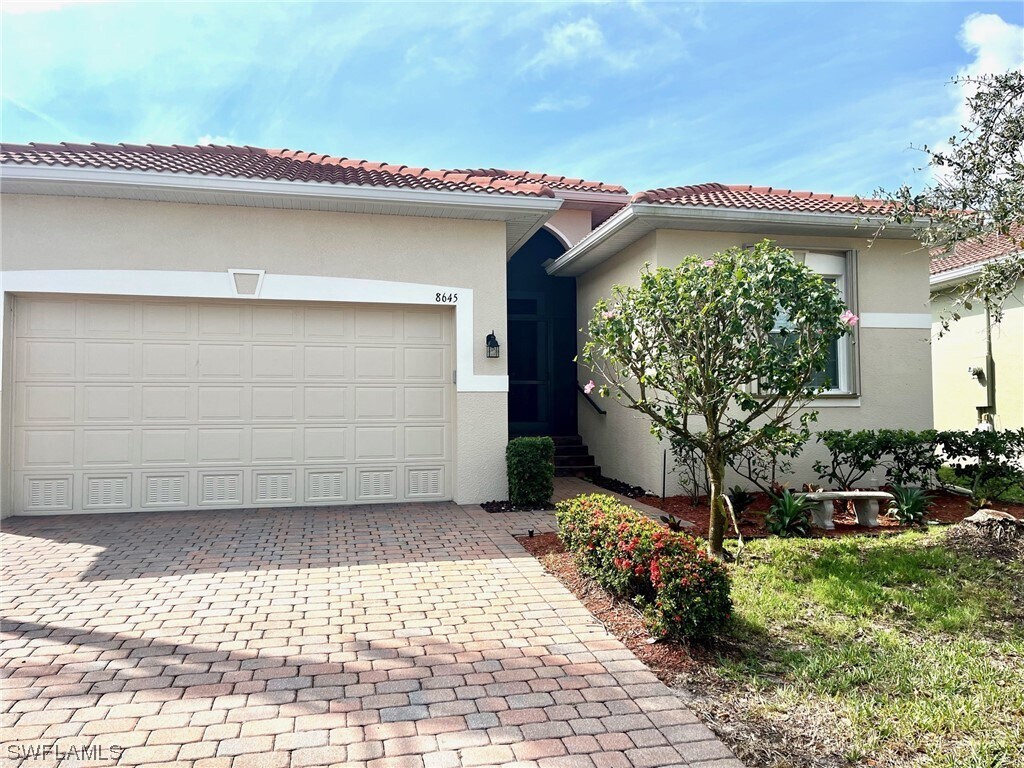 8645 Banyan Bay Blvd, Fort Myers, FL 33908 House for Rent in Fort