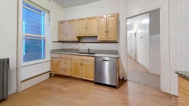 Building Photo - 34 Cherokee St