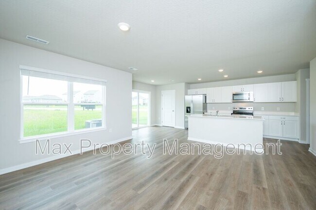 Foto del edificio - 4582 SE Rockford Ave