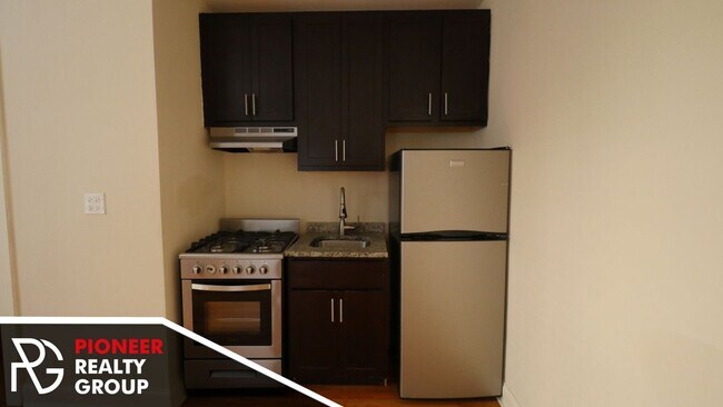 Foto del edificio - 612 W Patterson Ave
