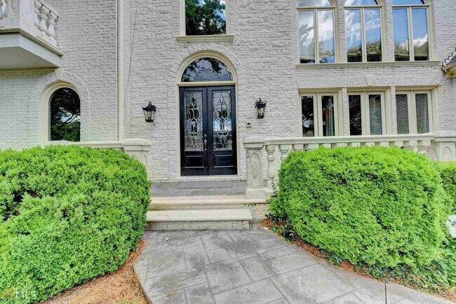 Building Photo - 645 Falls Bay Ct