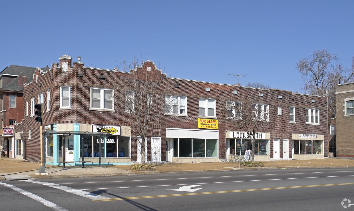 45174525 S Kingshighway St, Saint Louis, MO 63109 Apartments in
