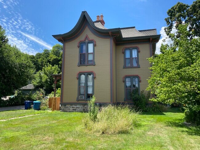 Foto del edificio - 331 Douglas Ave