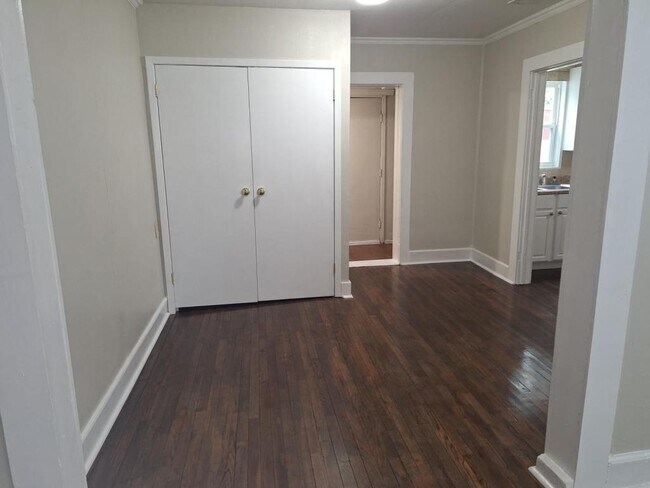 Foto del edificio - 506 E Main St