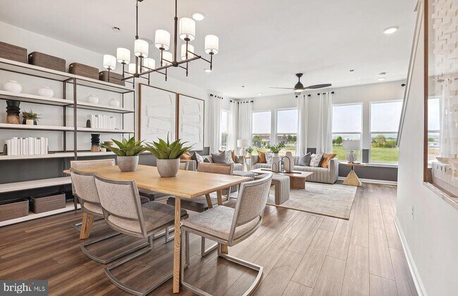 Foto del edificio - 14400 Leafhopper Dr