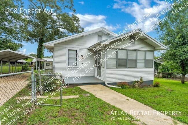 Building Photo - 208 Forest Ave