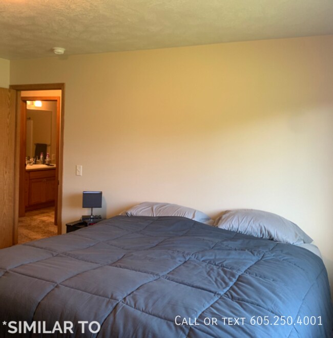 Building Photo - Spacious 1 Bedroom Townhome in Brandon, SD!