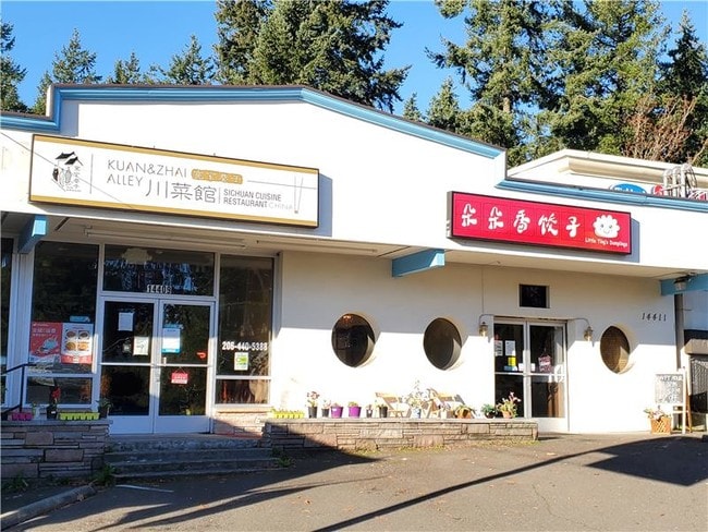 Building Photo - 146 N 144th St