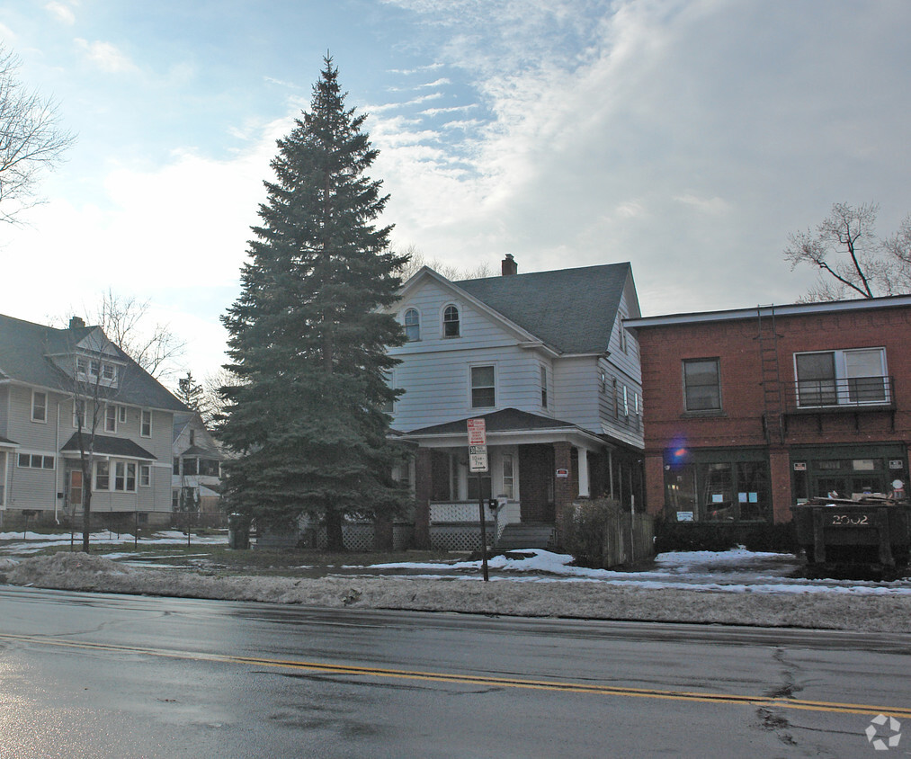 Foto del edificio - 1007 Dewey Ave