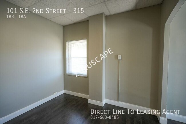 Foto del edificio - 101 SE 2nd St