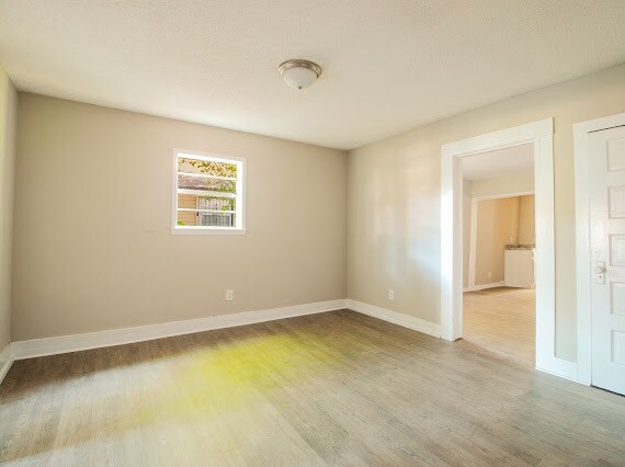 Foto del edificio - 6140 Court F