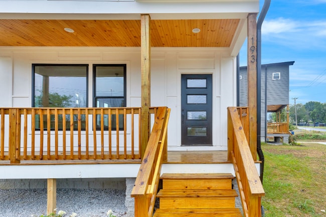 Photo - 193 Paragon Mills Rd House