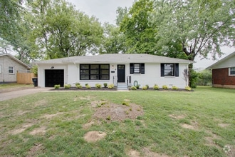 Building Photo - 753 Winthorne Dr