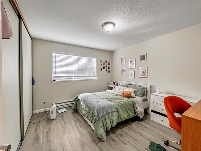 Foto del edificio - 1650 Tyler St