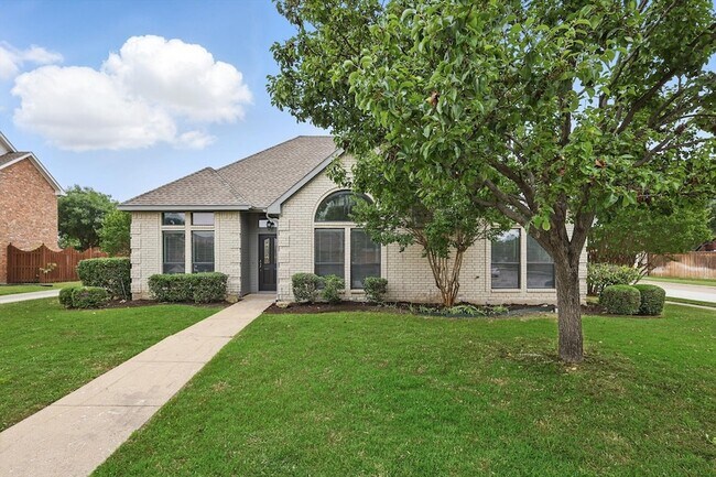 Foto del edificio - 501 Meadowood Ln