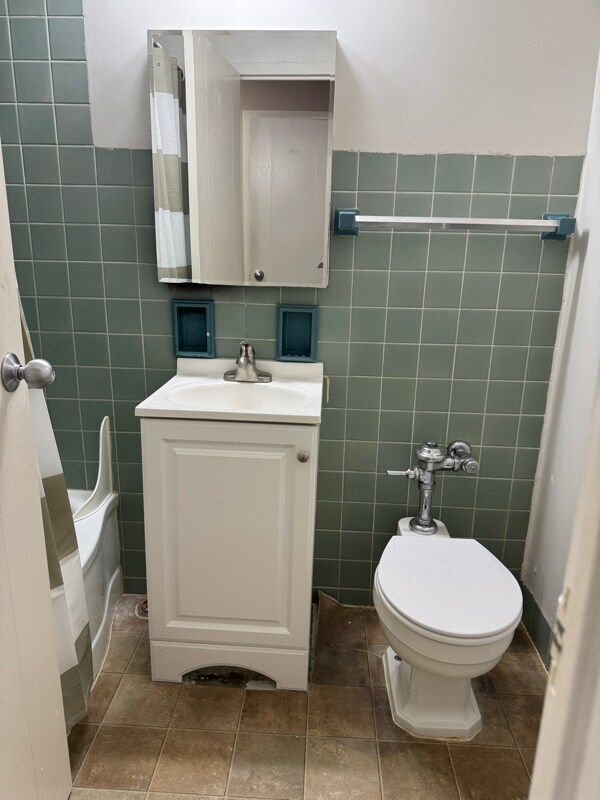 Foto del edificio - 1560 N Prospect Ave