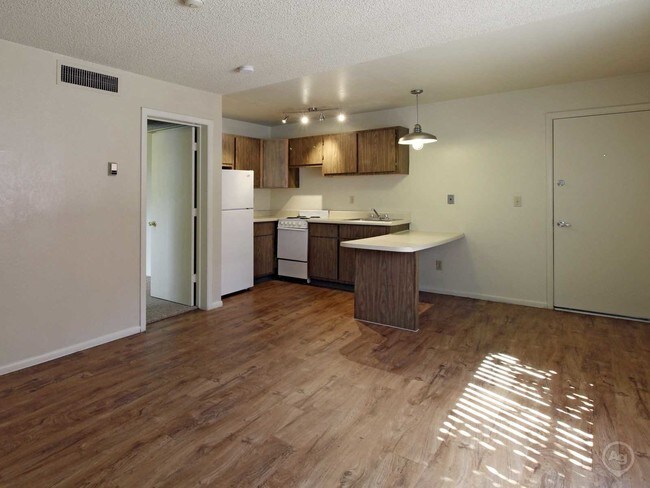 Main Gate Village Apartments Tucson Az 1 Bedroom Kitchen Main Gate Village Apartments