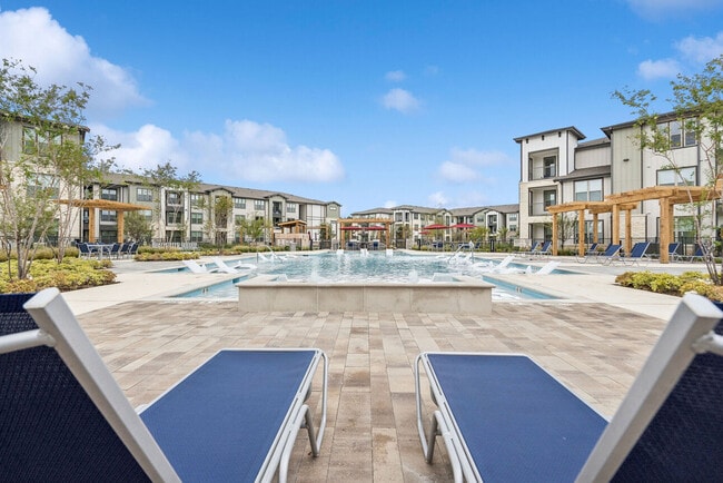 Building Photo - Ascend at Forum