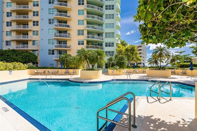 Foto del edificio - 2475 Brickell Ave