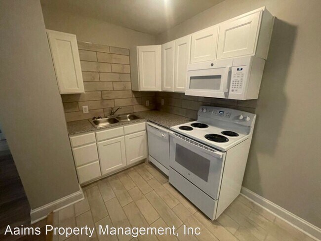 Building Photo - 2 br, 1 bath House - 216-5 Woodrow Street