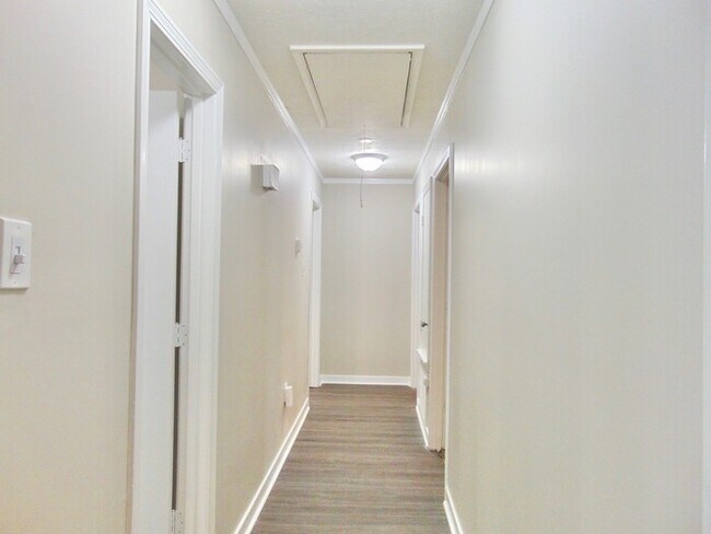 Foto del edificio - 523 Rusk Dr