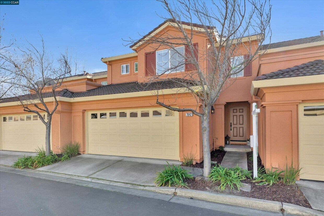 Primary Photo - 7642 Stellaria Ln