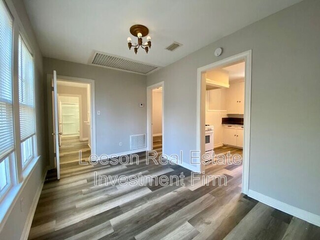 Foto del edificio - 735 Ratcliff St