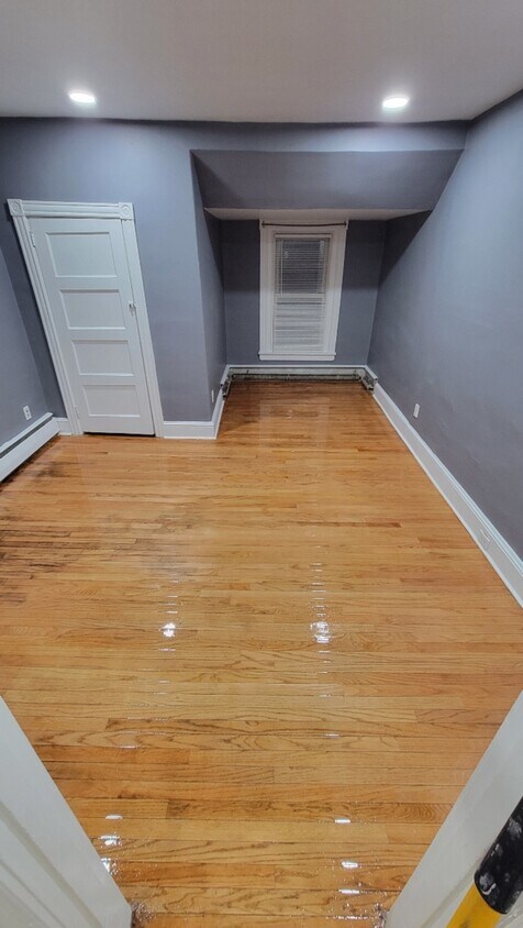 1 bedroom - 505 Macdade Blvd