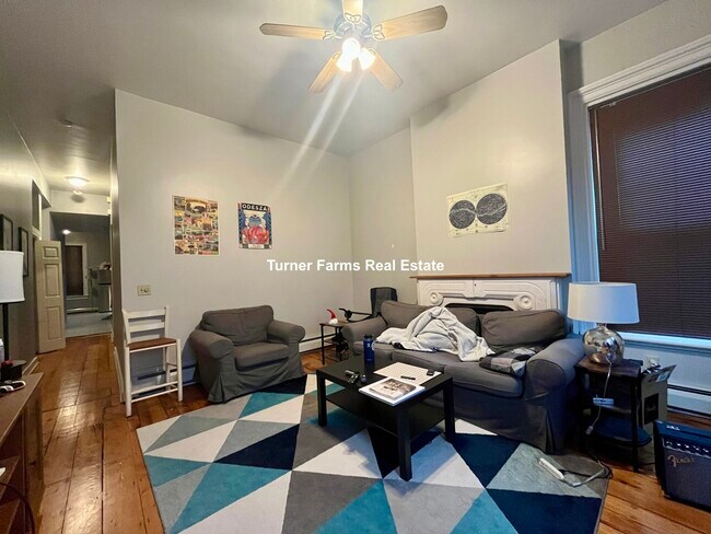 Foto del edificio - 8 Centre St