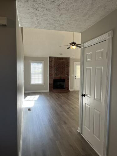 Building Photo - 6428 Paddington Way