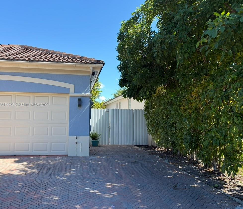 Foto principal - 4405 SW 162nd Ct