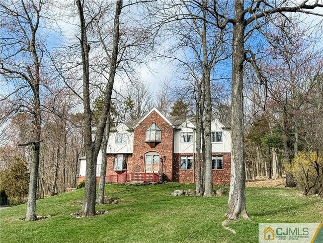 Building Photo - 45 Muirfield Ln