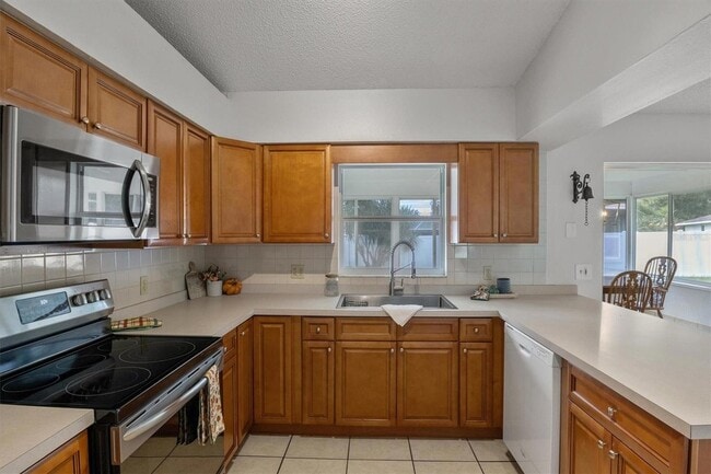 Building Photo - 5167 Cambry Ln