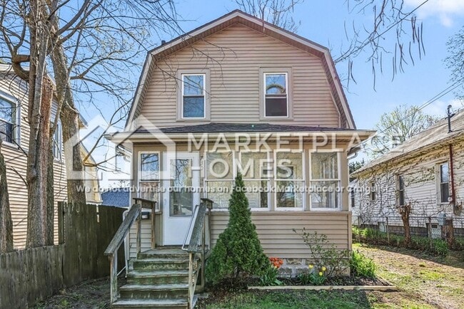 Photo - 730 Johnson Ave House