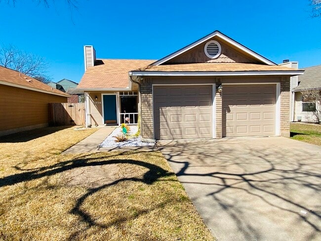 Building Photo - 11716 Tallow Field Way