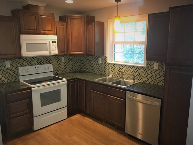 Building Photo - 3111 Stedman Dr