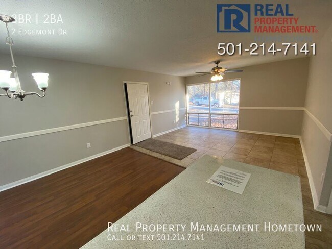 Building Photo - Beautiful 3-bedroom 2-bath House in Little...