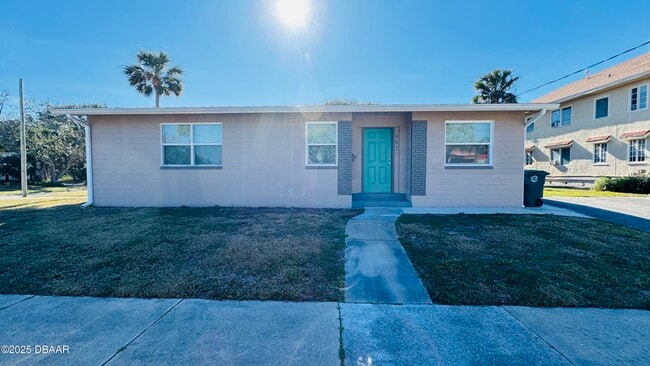 Building Photo - 901 N Peninsula Dr