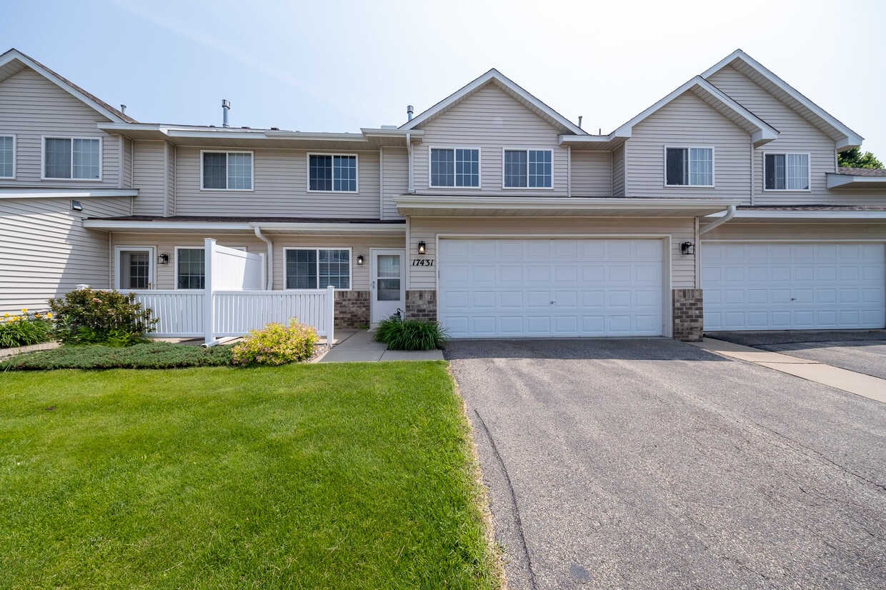 Foto principal - 17431 Glacier Wy