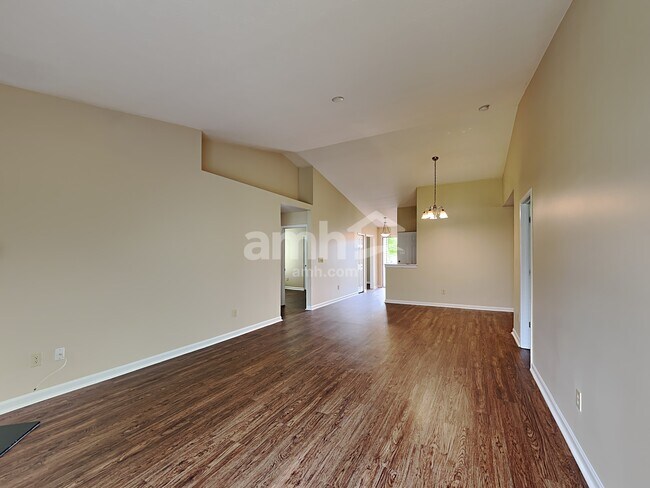 Foto del edificio - 606 Cross Wind Dr