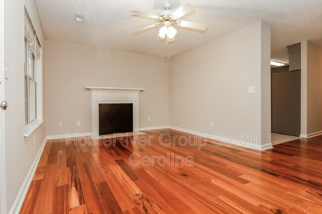 Foto del edificio - 7753 Brookdale Blvd