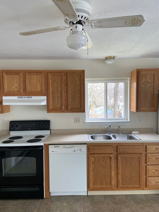 Foto del edificio - 371 Hillside Ave