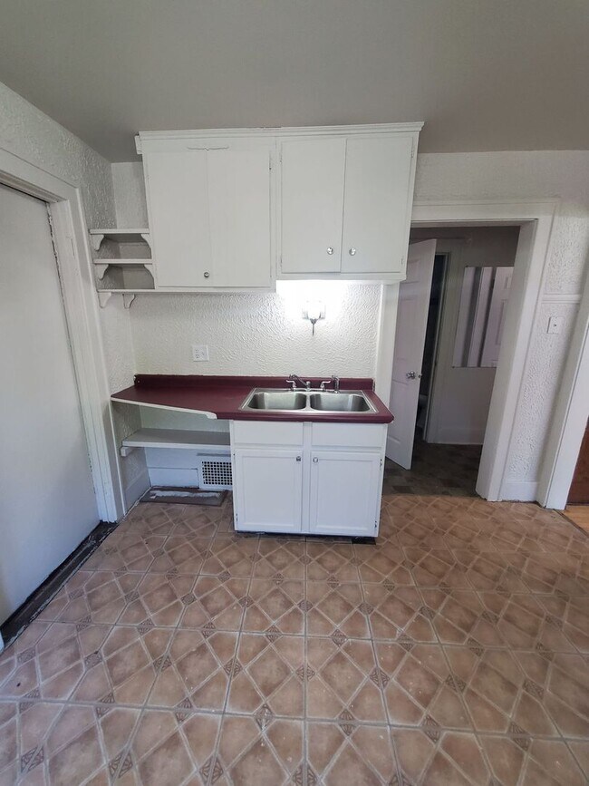 Building Photo - 3201-3203 W. Bobolink Ave. (Duplex)