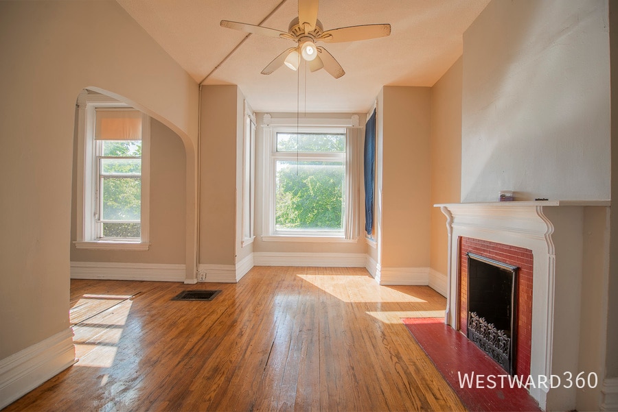 Primary Photo - 2818 W Wilcox St