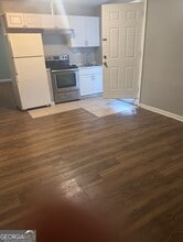 Building Photo - 4011 English Oak Dr