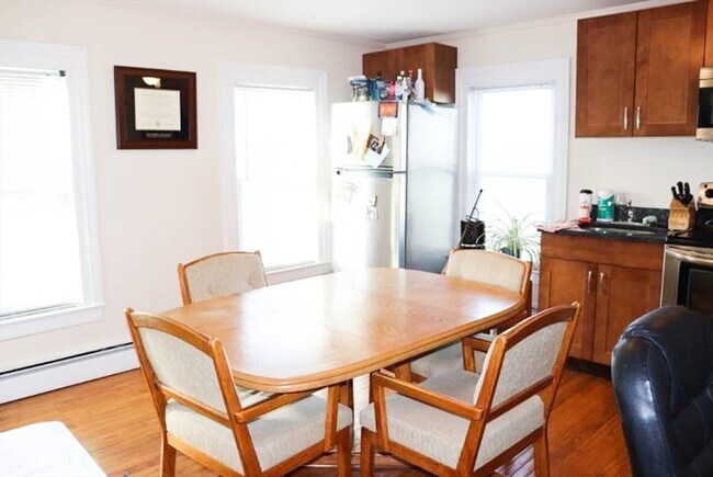 Building Photo - 1 Parkingway St