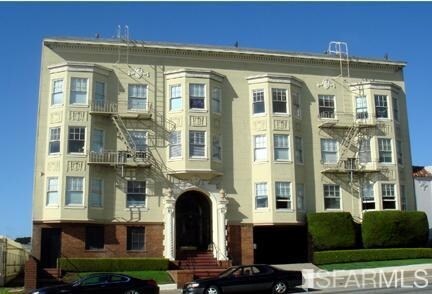 Primary Photo - 2275 19th Ave